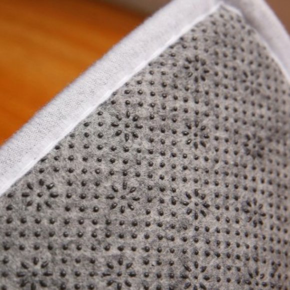 TWO New Tropical Leaf Print Bathroom/Door Mats - Picture 2 of 2